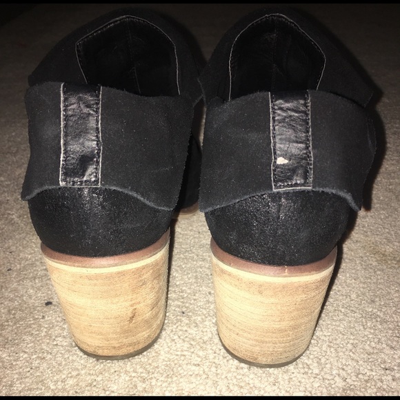 BP Nordstrom Black Suede Ankle Booties, sz 11 - Picture 4 of 6